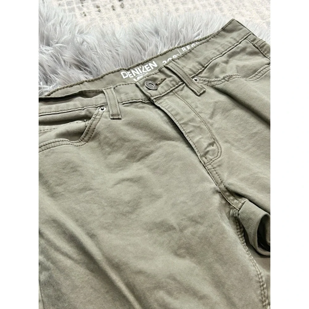 Denizen From Levi's 208 Regular Taper Fit Size 29W 32L Olive Green‎